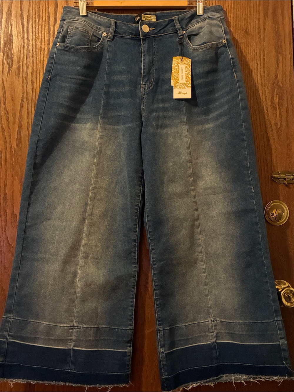 Suzanne Betro Wide Leg Jeans size 16 NWT